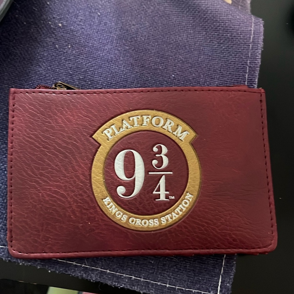 Harry Potter Platform 9 3/4 Burgundy Wallet